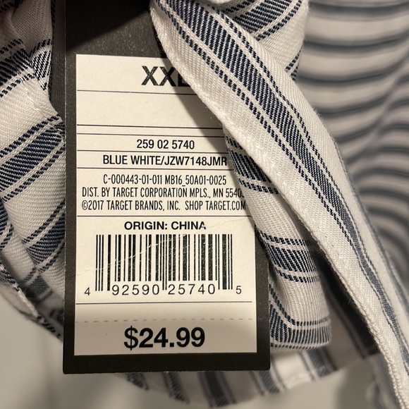 Mossimo button down top - Picture 6 of 7